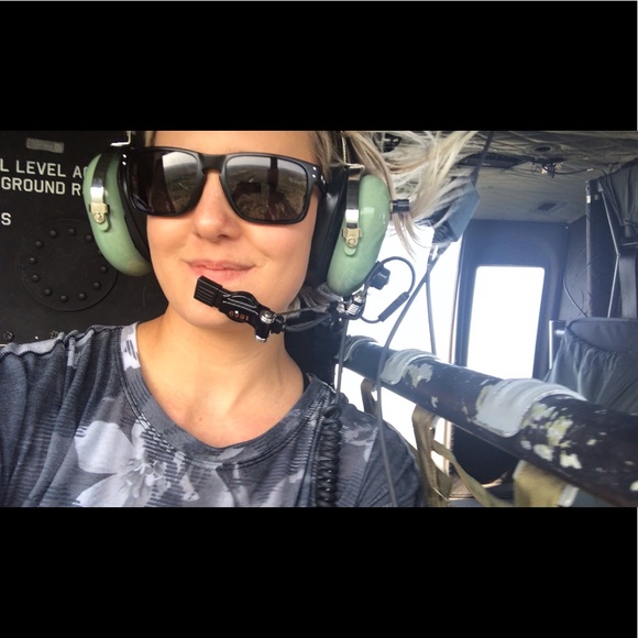 Meet your Posher, Elodie - Picture 1 of 1